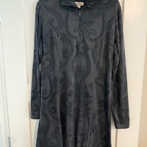 Athleisurewear Gray Paisley Long Sleeve Dress